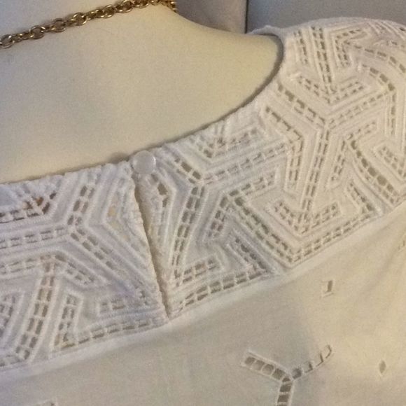 💞NORDSTROM Collection 💞stunning eyelet blouse - Picture 10 of 16